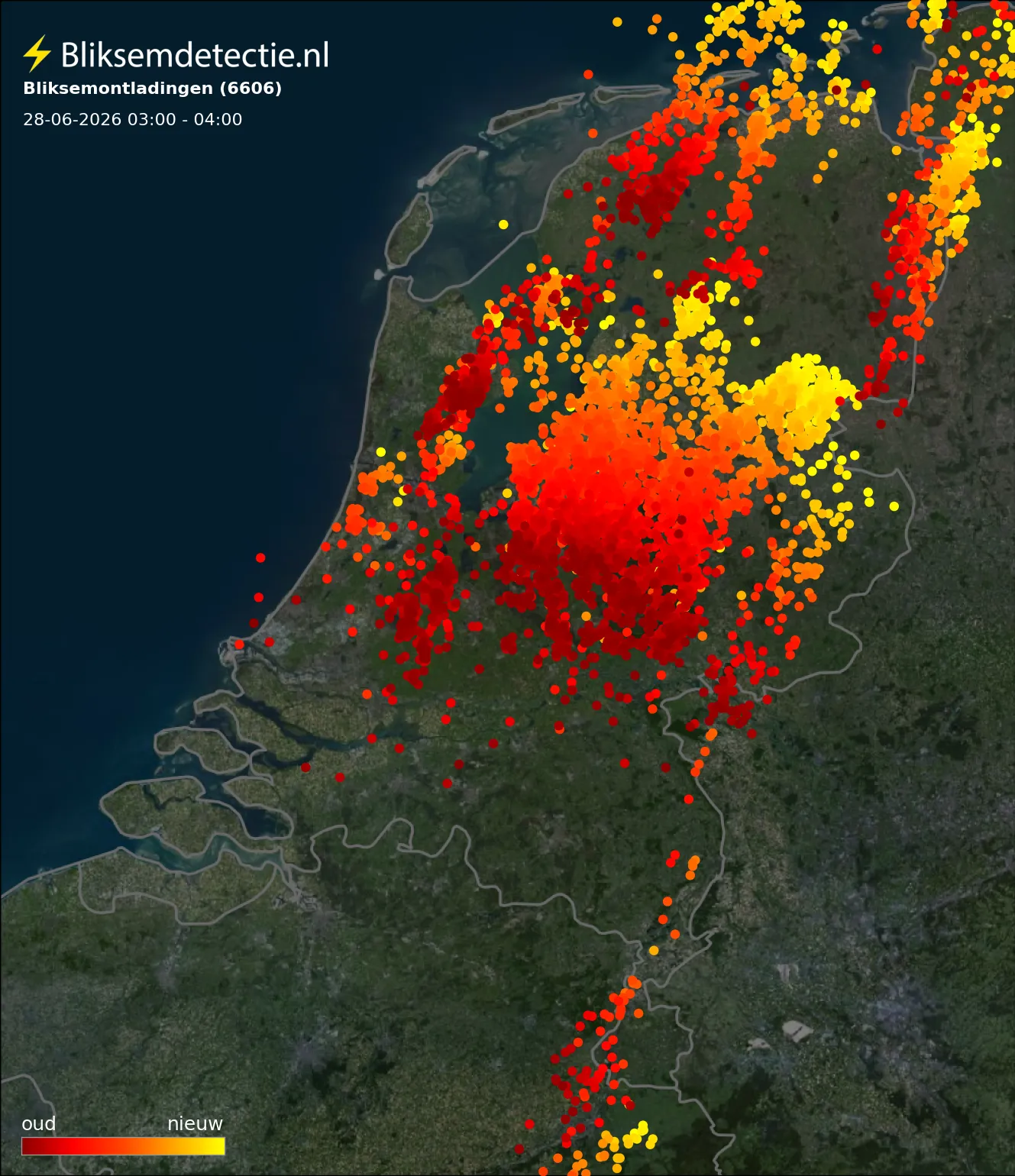 Bliksemontladingen boven Nederland