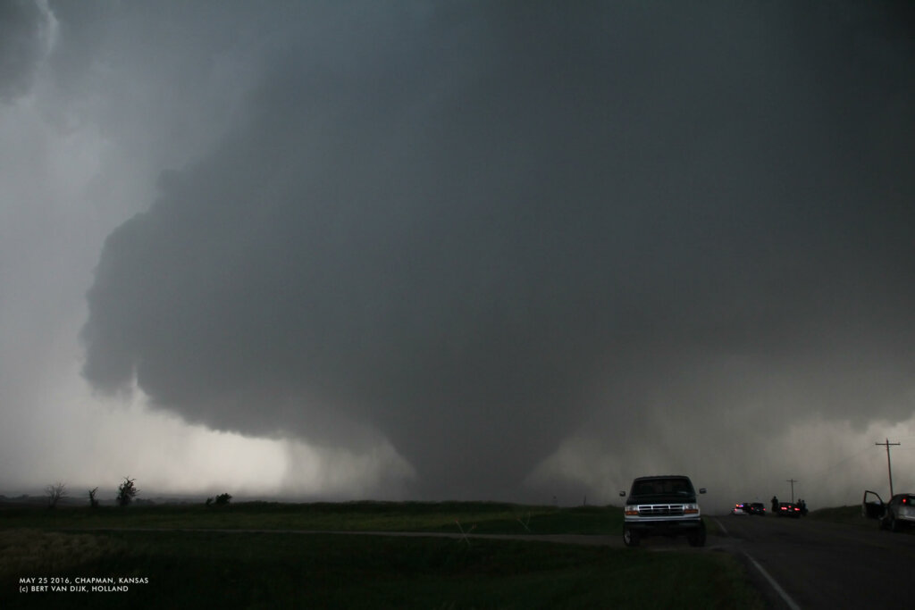 Tornado EF4 kansas 