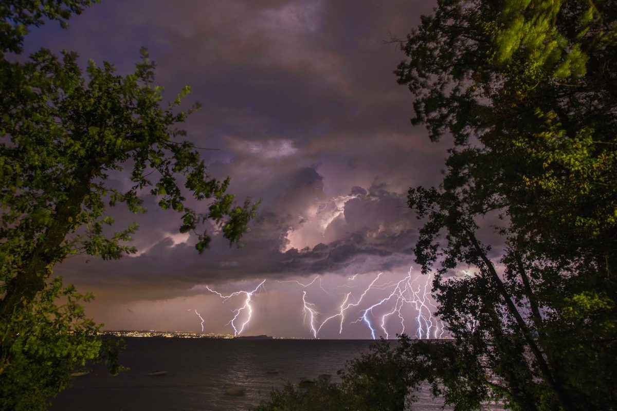 Mogelijk noodweer in noorden van Italië: hagelstenen en forse windstoten.