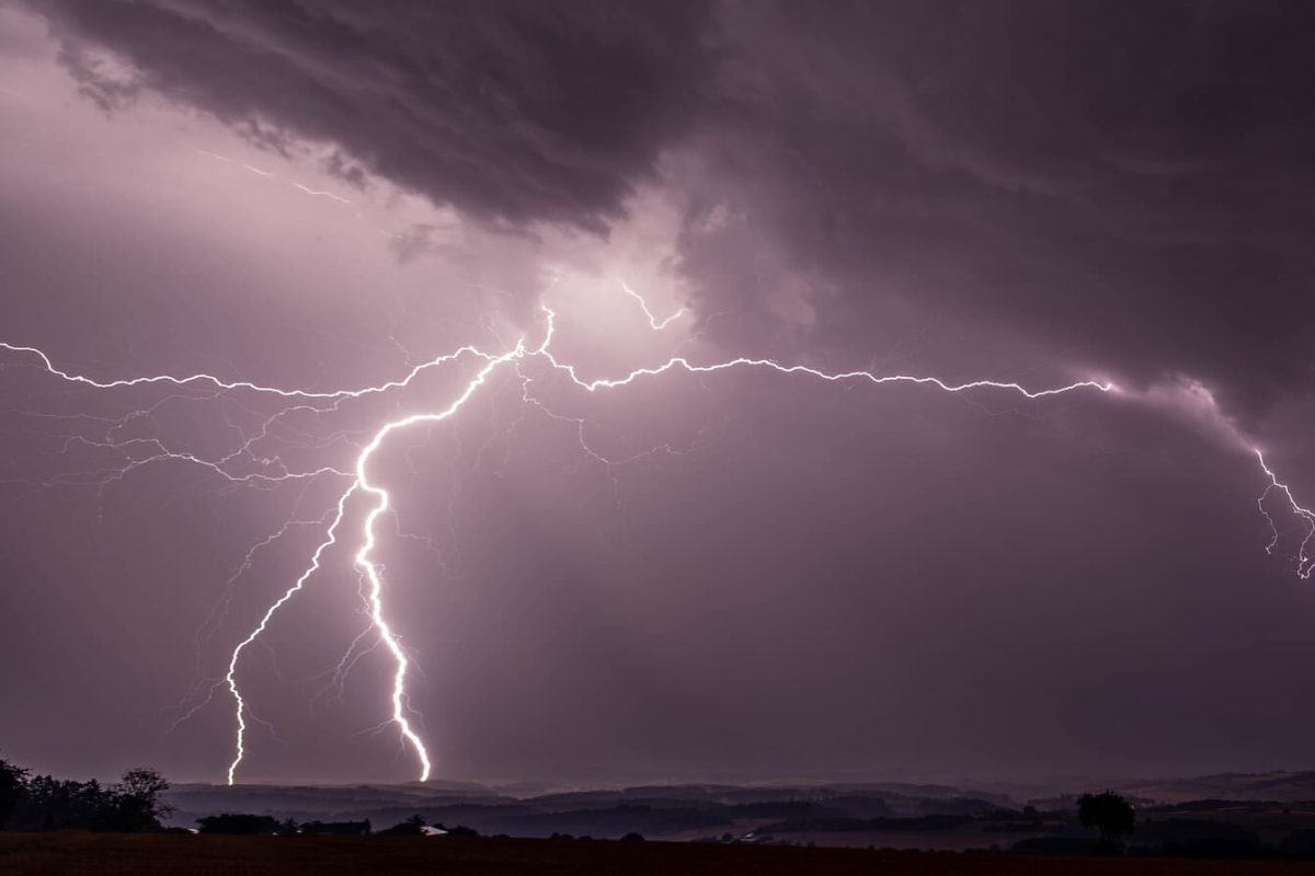 Opnieuw noodweer in Italië mogelijk, Nederland onweer